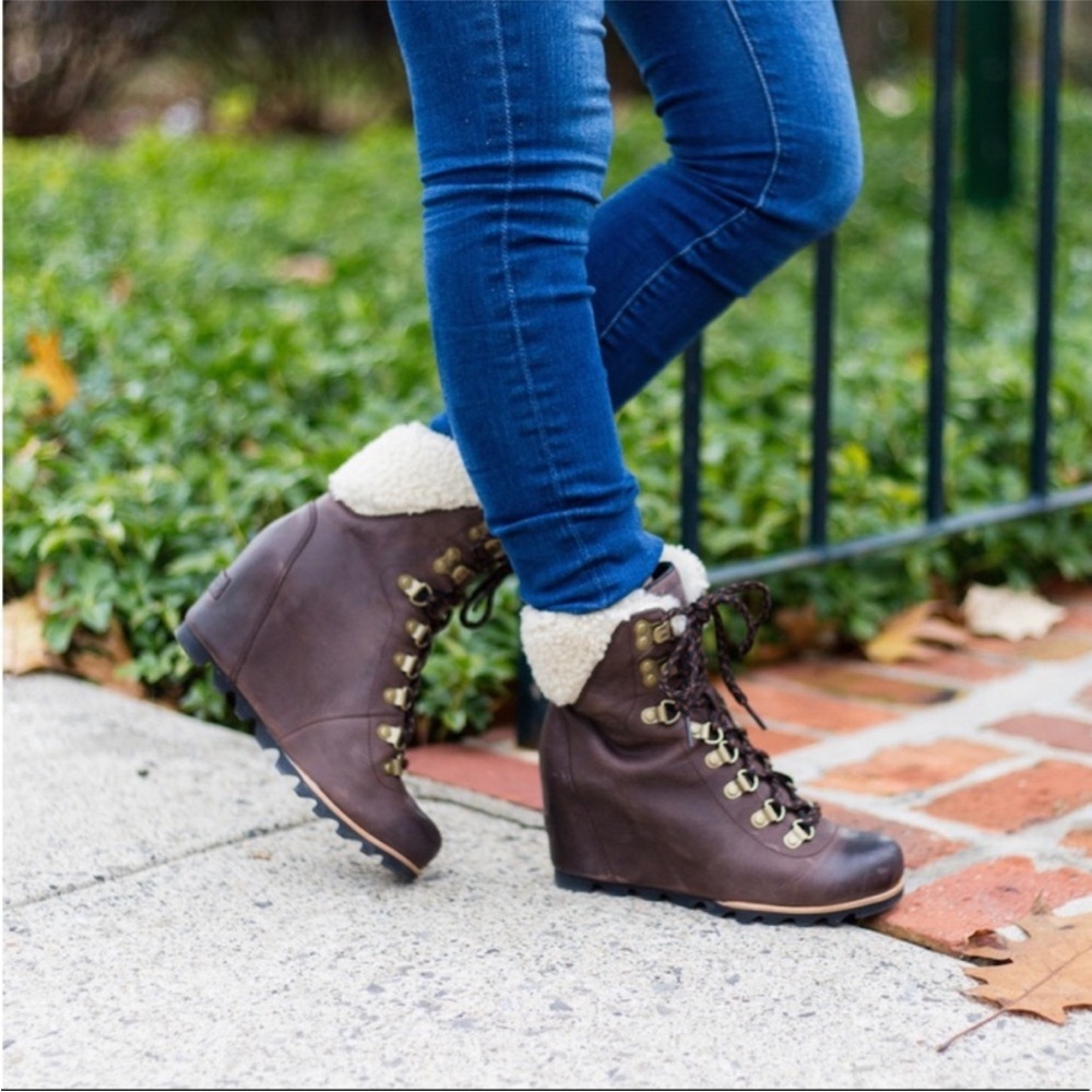 SOREL Conquest Shearling Lined Hidden Wedge Genuine Leather Lace Up Winter Boots - Picture 3 of 14